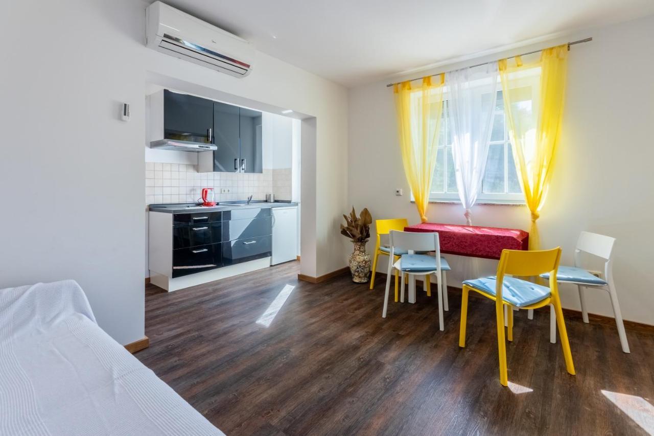 Rimac Apartment And Rooms Novi Vinodolski Zewnętrze zdjęcie